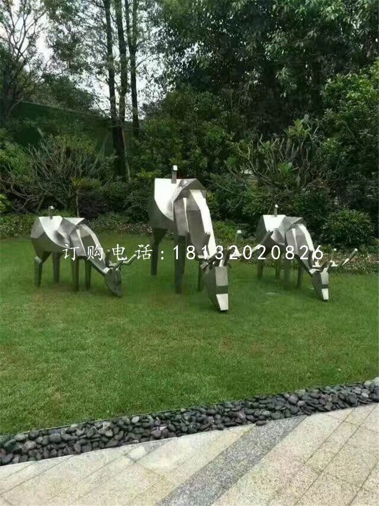 小鹿吃草雕塑，不銹鋼動物 (3)