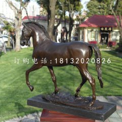 走路的馬銅雕，公園動(dòng)物銅雕